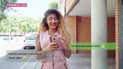 නොඇදහිලිකාර බිරිඳ තම ස්වාමිපුරුෂයා වැඩ කරන අතරතුර තම තරුණ පෙම්වතාට තදින් පහර දීමට සැරසේ. තන පුඩු සහ විශාල බූරුවෙකු සහිත ලැටිනා. සිකුරු ඇෆ්රොඩයිට්.